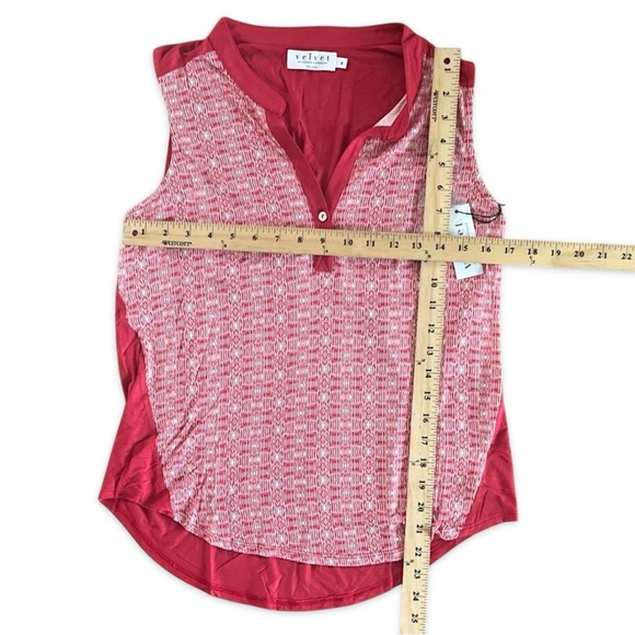 NWT Velvet by Graham & Spencer Suri Blouse in Red - Picture 4 of 7